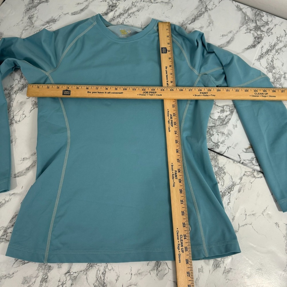 Mountain Hardwear Long Sleeve Tech Tee in Light Blue - Picture 4 of 9